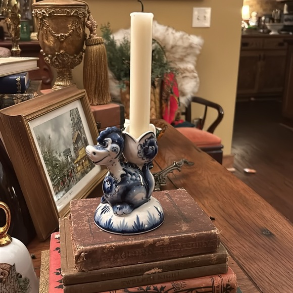 Gzhel Porcelain Blue and White Dragon Candle Holder - Picture 7 of 7
